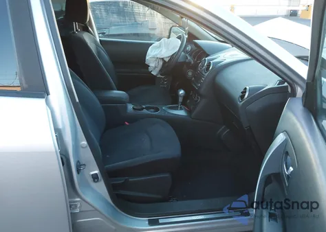 2015 Nissan Rogue Select S z USA, uszkodzony, nr VIN JN8AS5MT6FW165416